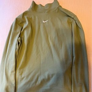 Nike Mock Turtleneck